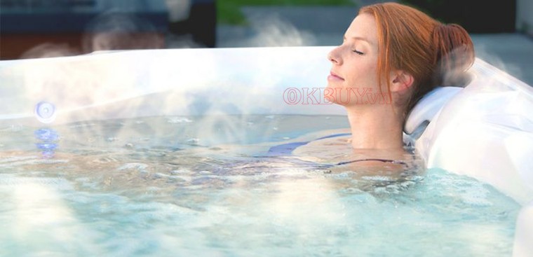 Tắm nước ấm khi ngủ dậy là cách trị đau cột sống lưng dưới tốt nhất