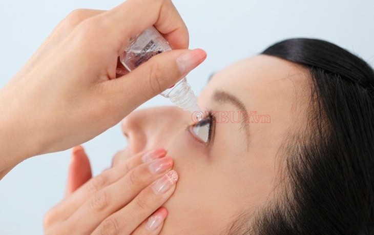 Giữ vệ sinh mắt là điều rất cần thiết khi bị đau mắt đỏ