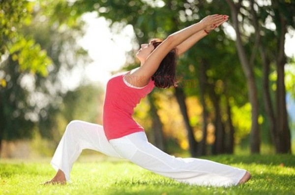 Tập aerobic bị đau lưng thì nên dừng lại ngay tránh đau nặng hơn 