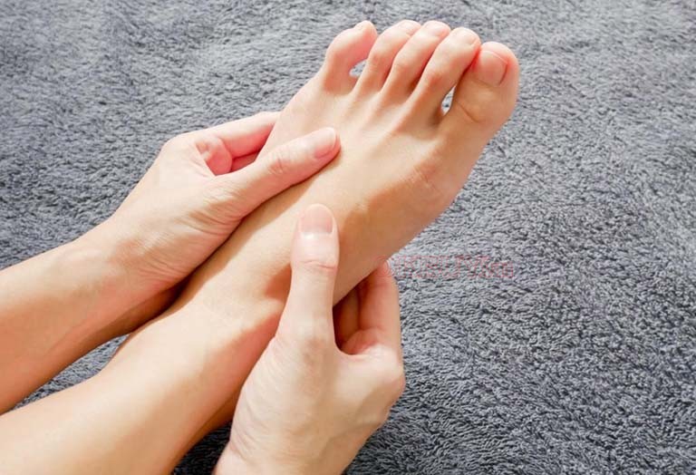 Massage chân để máu lưu thông và giảm đau nhức hiệu quả trong thời gian ngắn