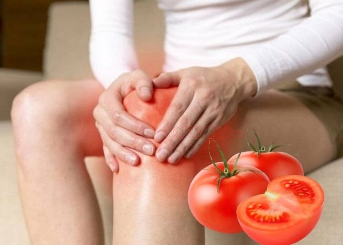 Cà chua chứa nhiều dưỡng chất giúp bạn cải thiện chứng đau khớp gối nhanh chóng