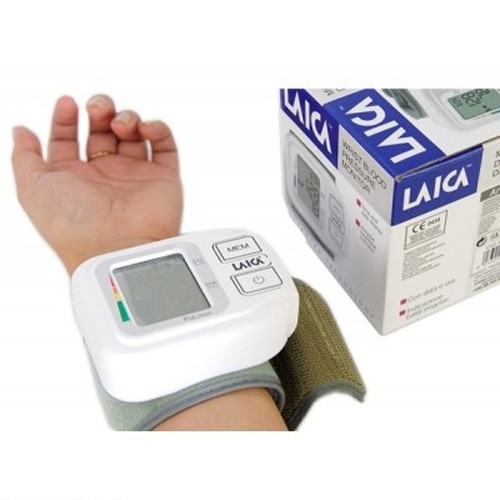 Máy đo huyết áp cổ tay điện tử Laica BM-1004 giá rẻ