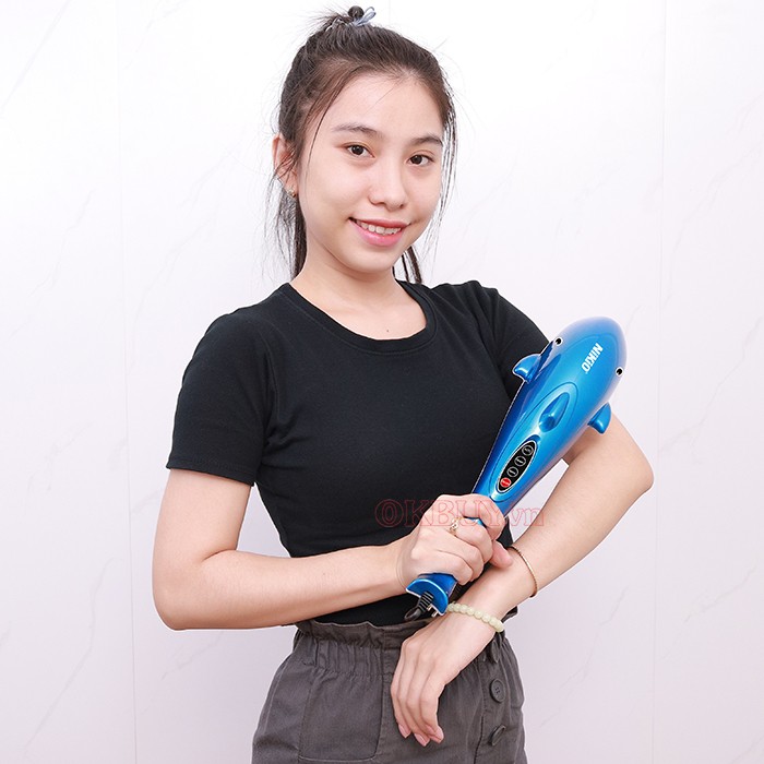 Máy massage cầm tay cá heo Nikio NK-608B