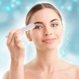 Máy massage trị thâm mắt Xpreen