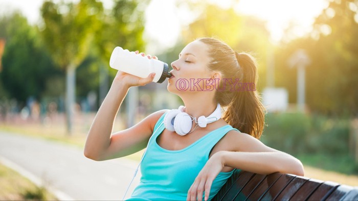 uống nhiều nước giúp duy trì sức khỏe con người