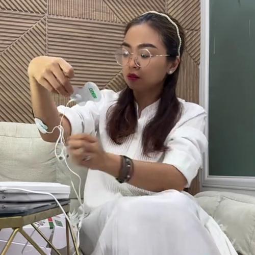 Video Tiktoker THÙY NHIÊN trải nghiệm máy massage xung điện Nikio NK-105